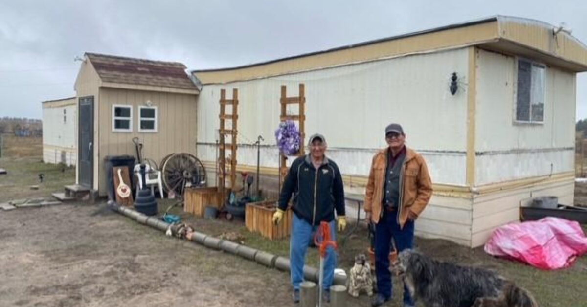 thumbnails indianyouth-- Water Ken and Harold Eagle Bull new connection